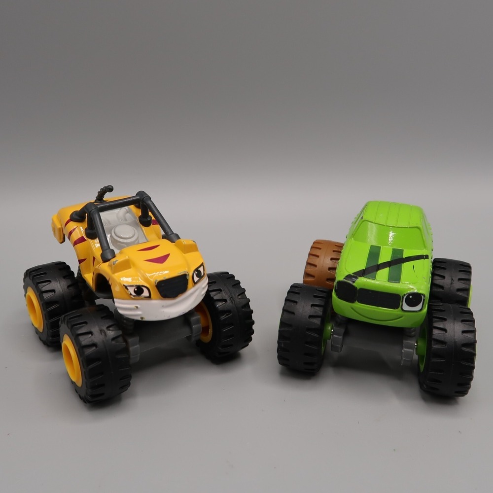 Blaze and the Monster Machines Diecast Pickles Pirate AJ Stripes Pickle lot Cars